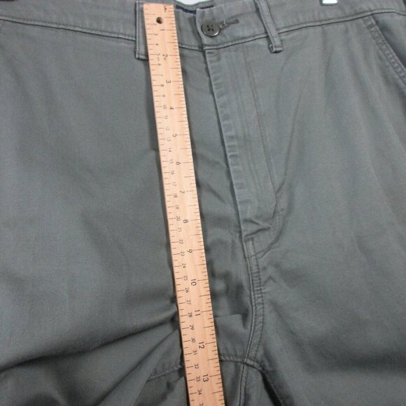 Levi Men's Pants 38 x 34 Green Chino Cotton Blend Casual Skater 574 - Picture 13 of 15